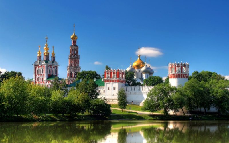 Новодевичий монастырь и кладбище в Москве как добраться
